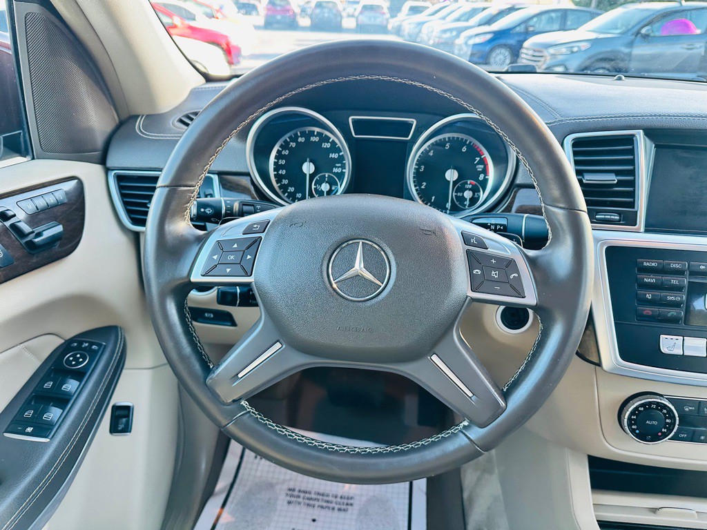 2014 Mercedes-Benz GL-Class Image 10