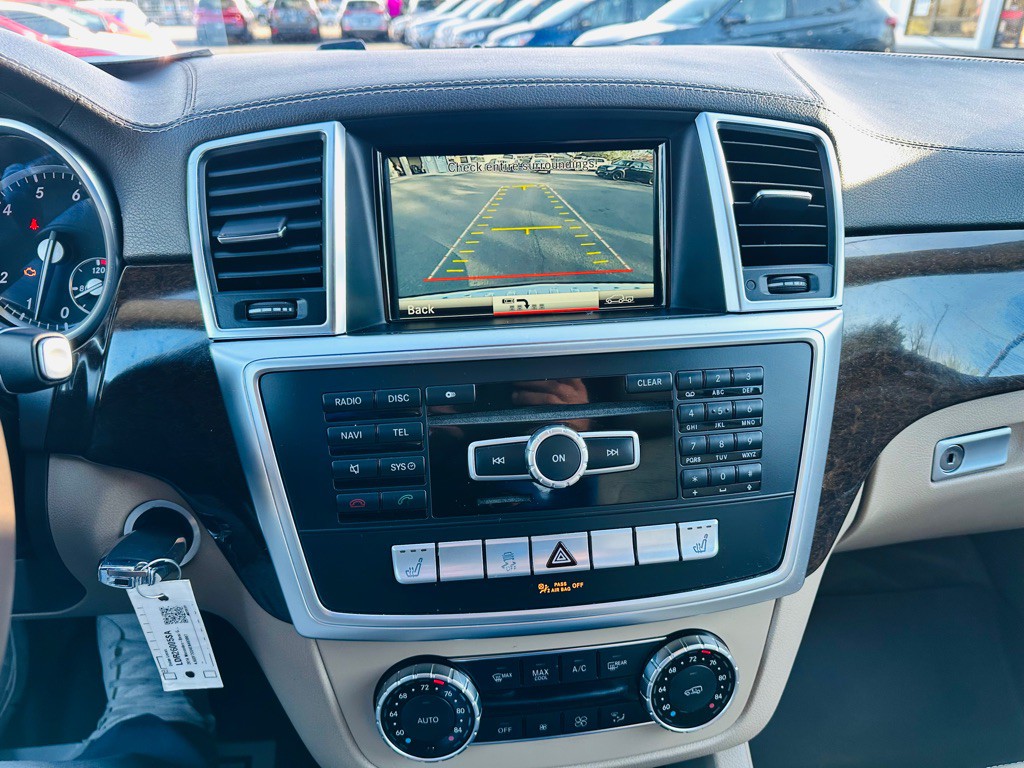 2014 Mercedes-Benz GL-Class Image 12