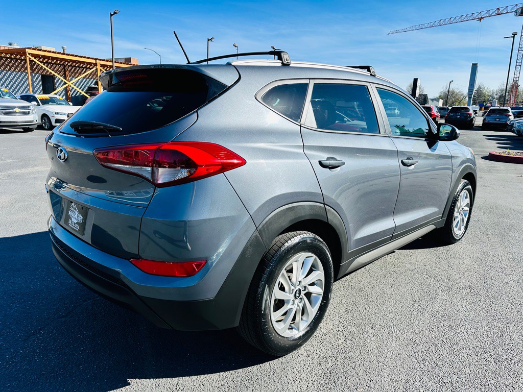 2016 Hyundai Tucson Image 7