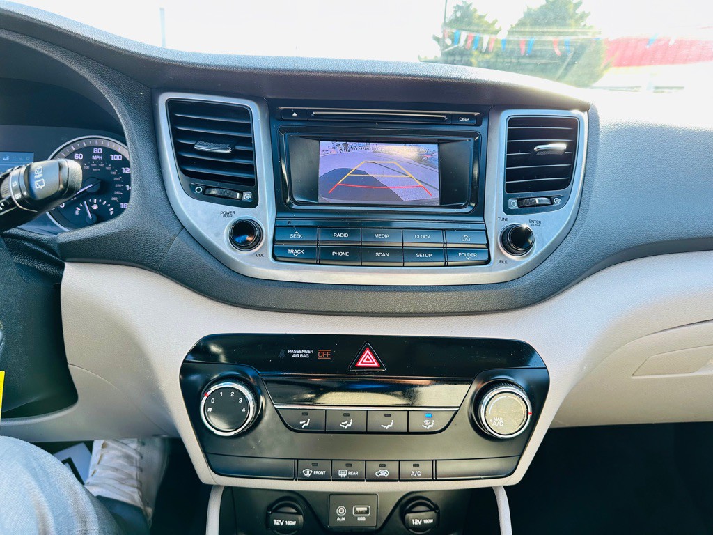 2016 Hyundai Tucson Image 13