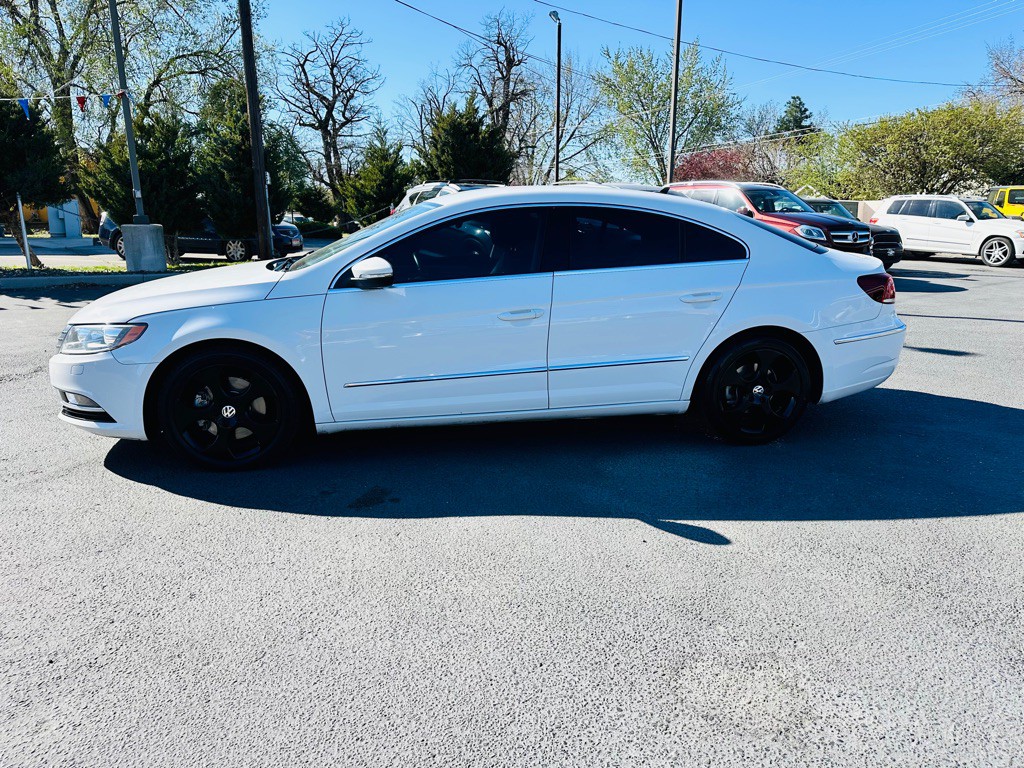 2015 Volkswagen CC Image 4