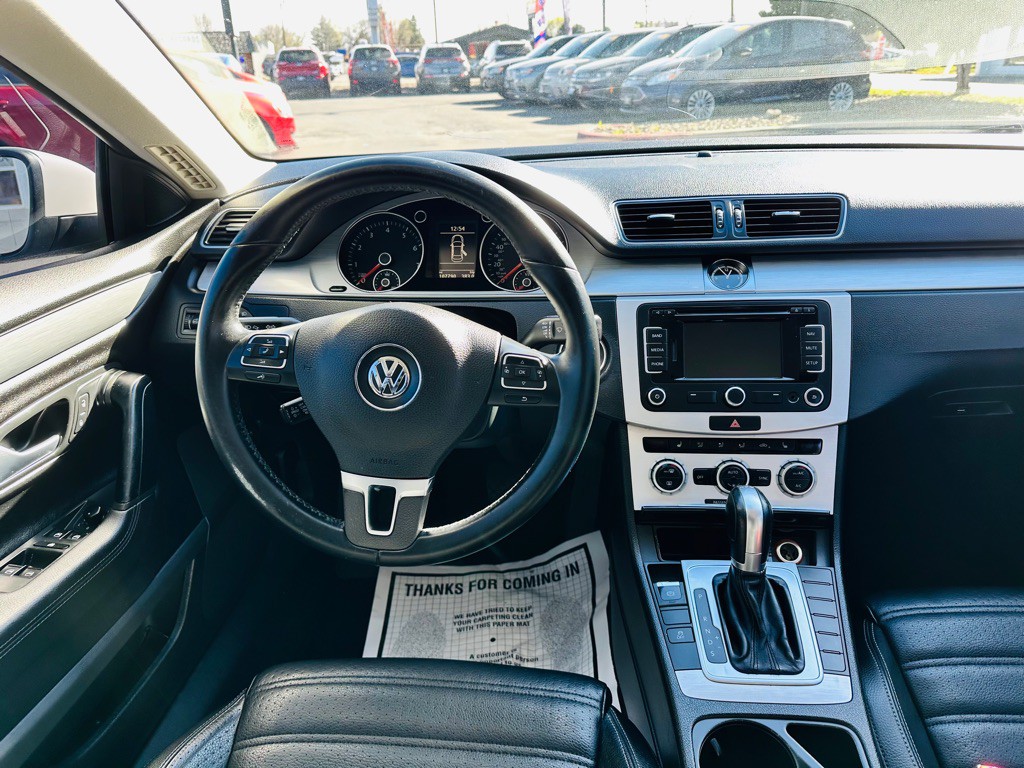 2015 Volkswagen CC Image 10