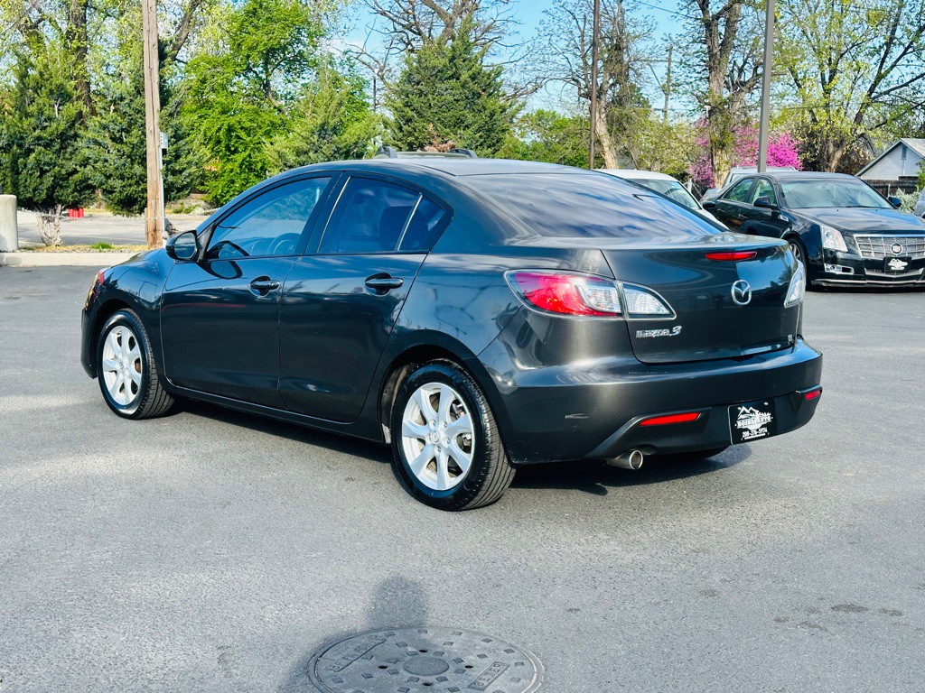 2010 Mazda Mazda3 Image 5
