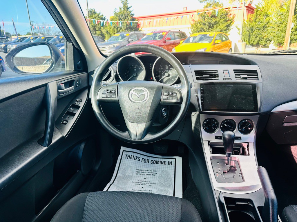 2010 Mazda Mazda3 Image 10