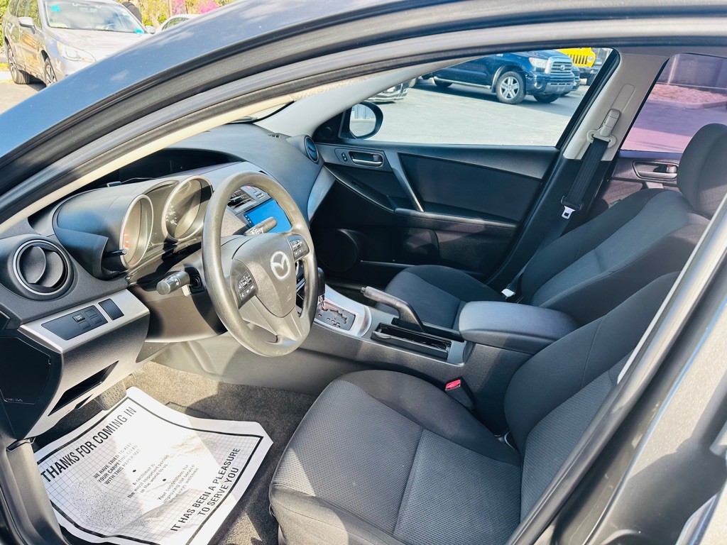 2010 Mazda Mazda3 Image 17