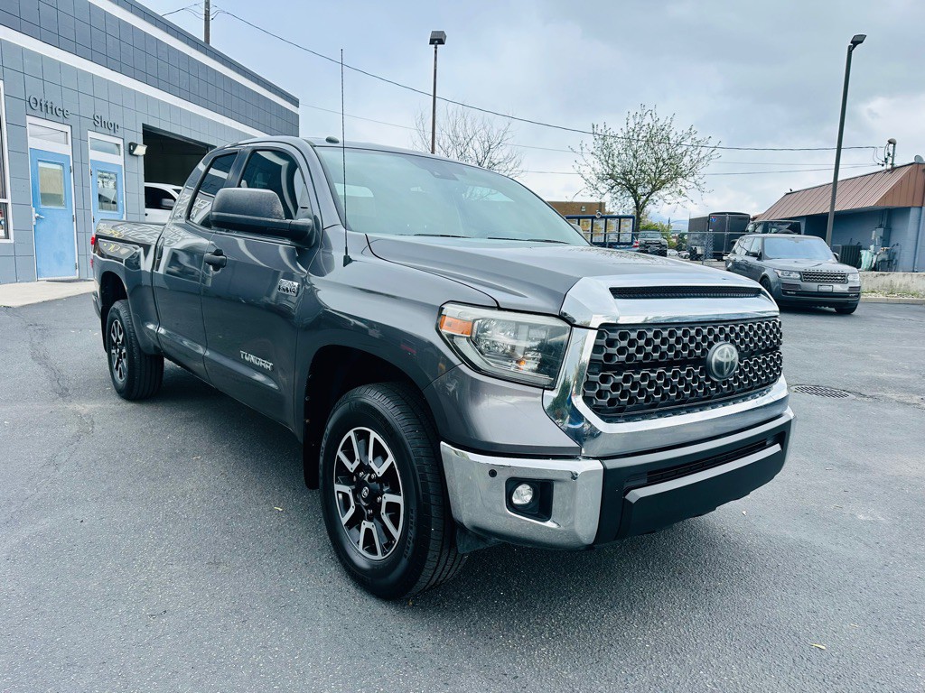 2018 Toyota Tundra Image 1