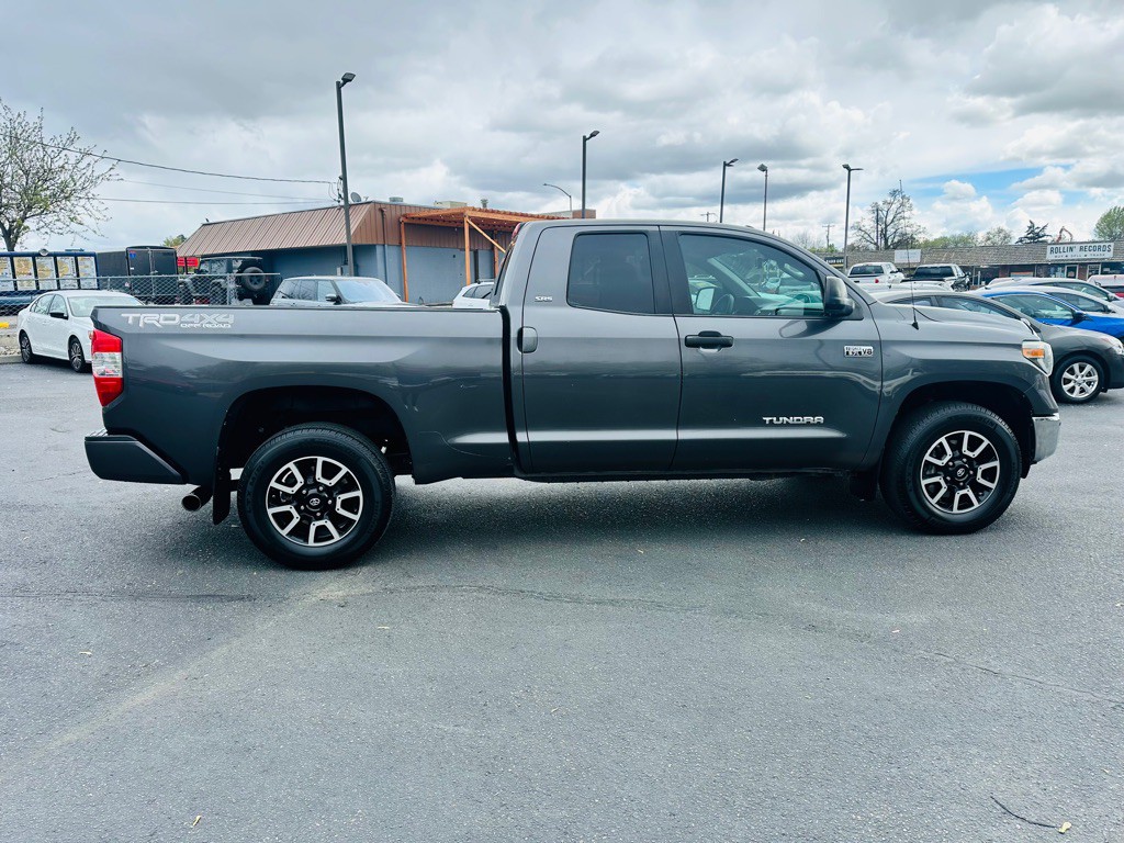 2018 Toyota Tundra Image 8