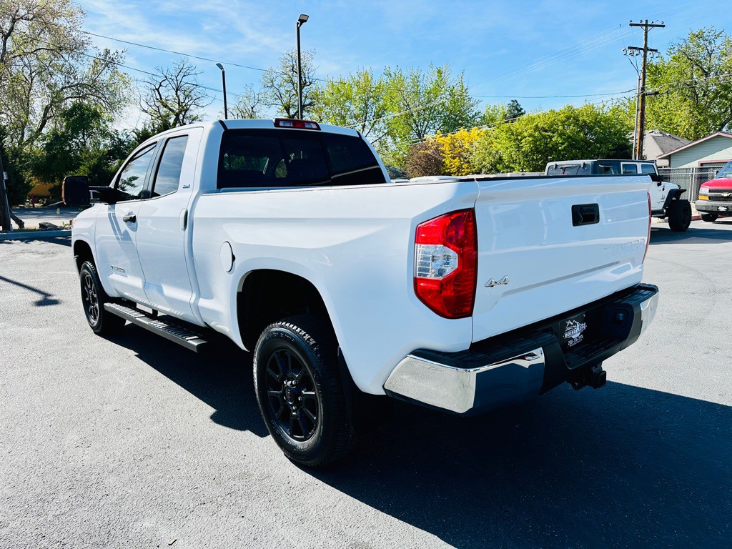2017 Toyota Tundra Image 5