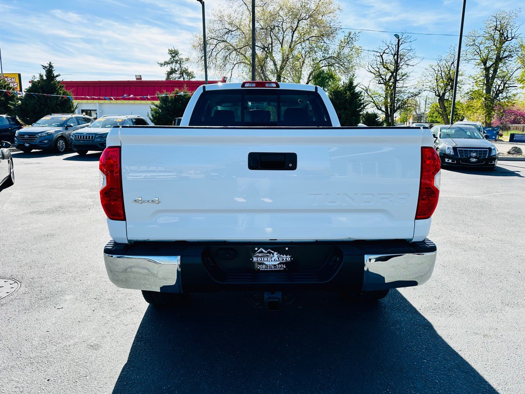 2017 Toyota Tundra Image 6