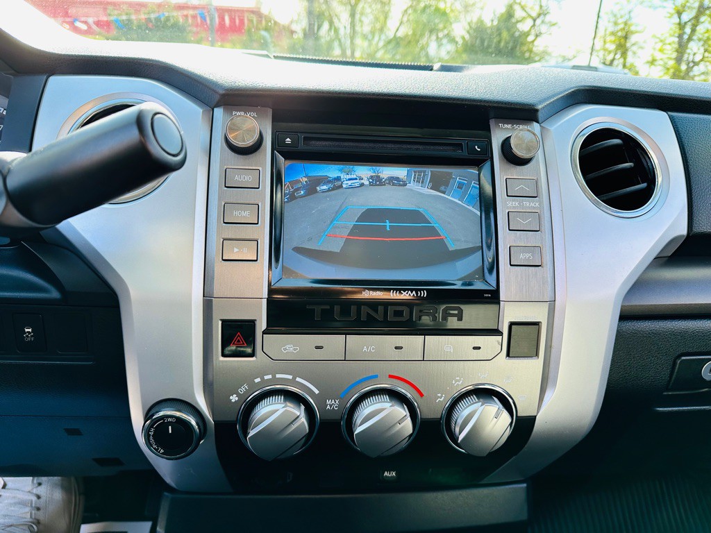 2017 Toyota Tundra Image 13