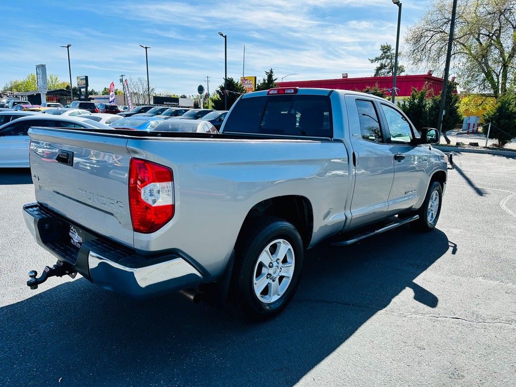 2015 Toyota Tundra Image 7