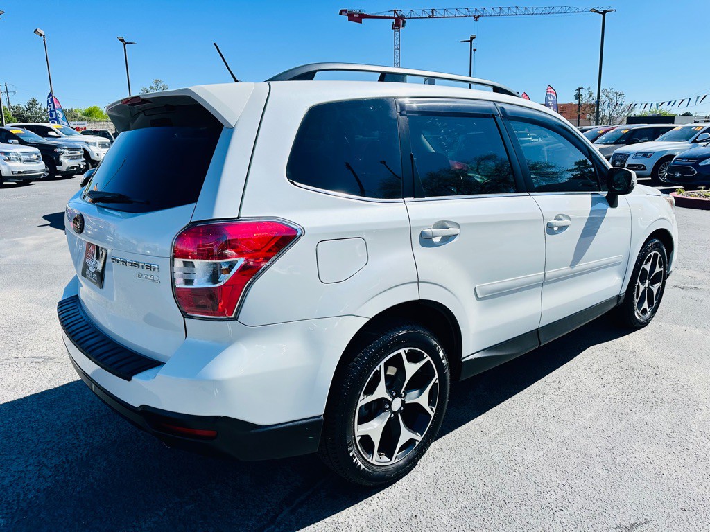 2014 Subaru Forester Image 7
