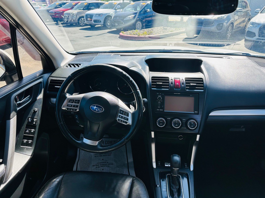 2014 Subaru Forester Image 10