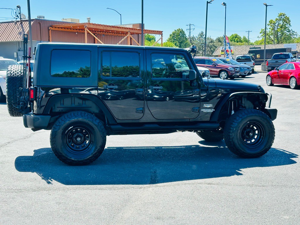 2007 Jeep Wrangler Image 8