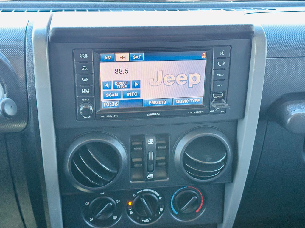 2007 Jeep Wrangler Image 12