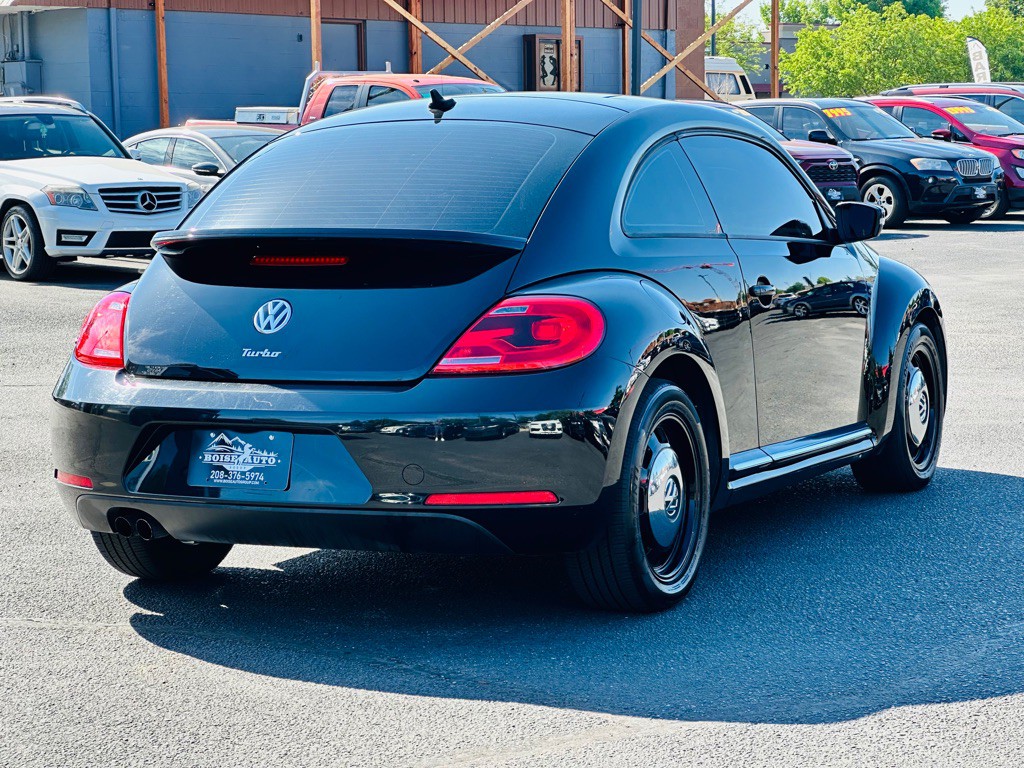 2016 Volkswagen Beetle Image 7