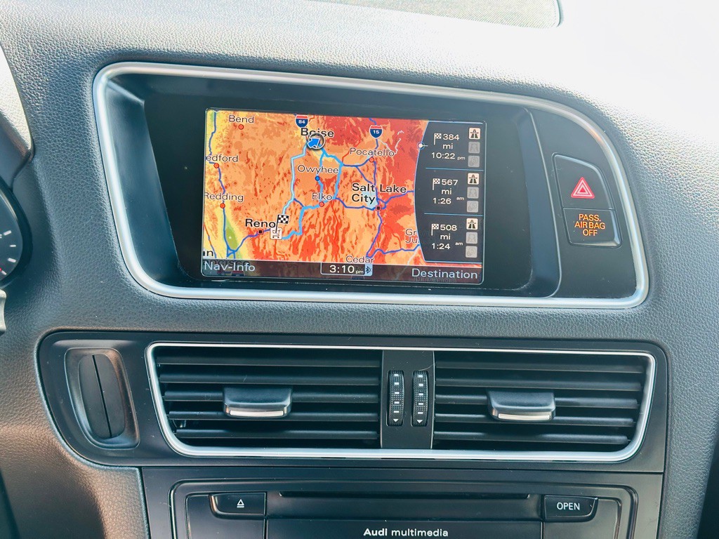 2012 Audi Q5 Image 12