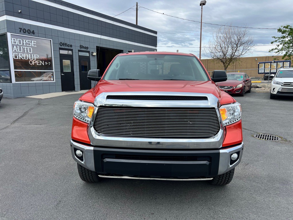 2017 Toyota Tundra Image 2