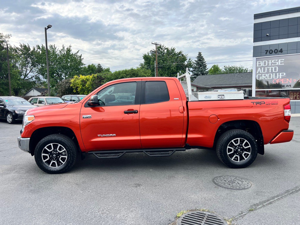 2017 Toyota Tundra Image 4