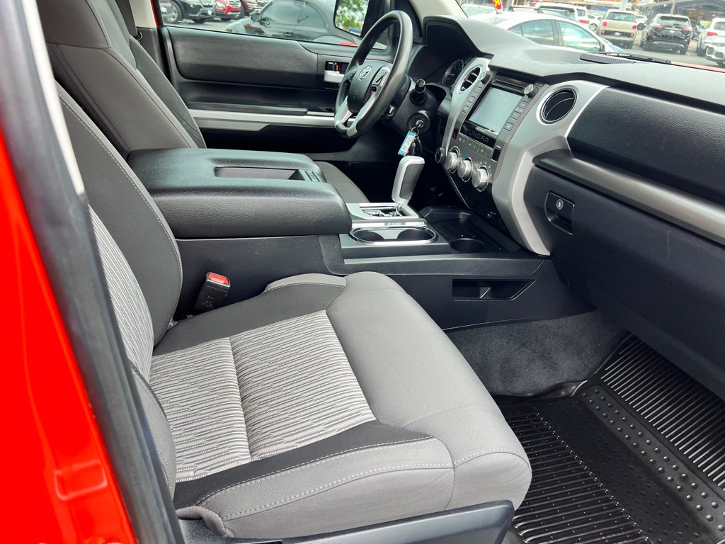 2017 Toyota Tundra Image 11