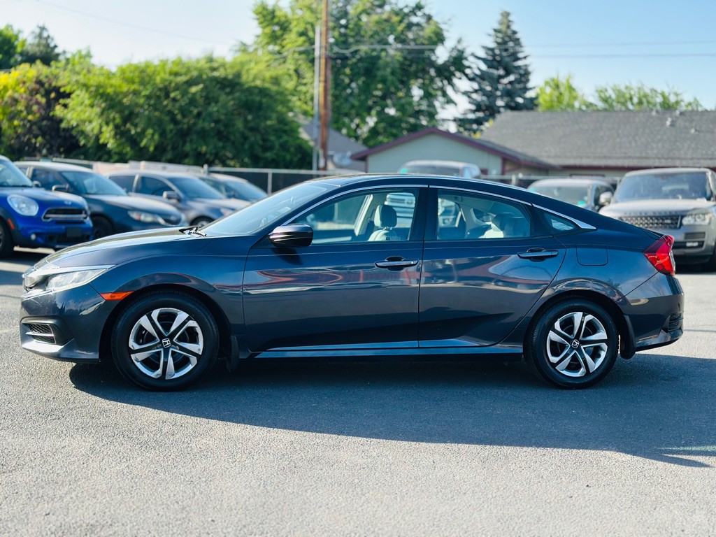 2017 Honda Civic Image 4