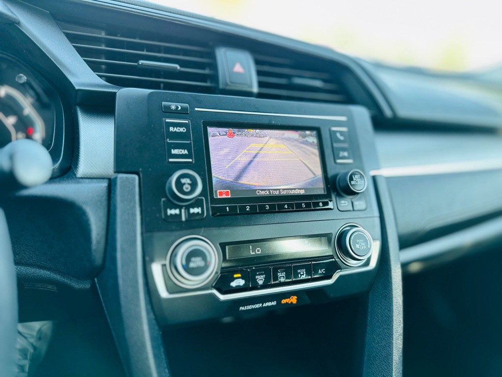2017 Honda Civic Image 13