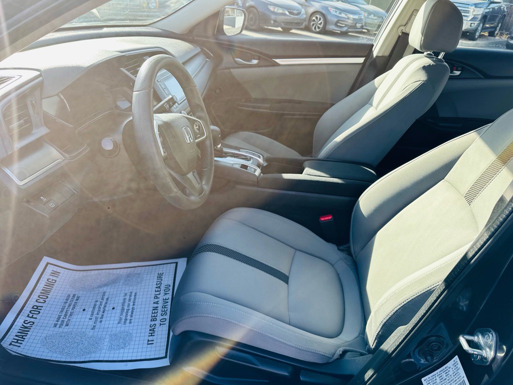 2017 Honda Civic Image 18