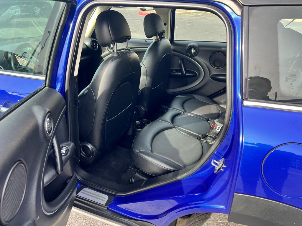 2016 MINI Cooper Image 12