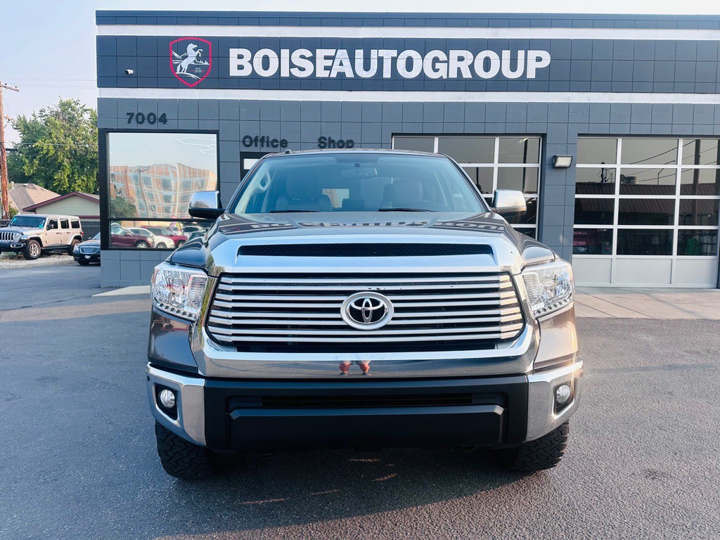 2015 Toyota Tundra Image 2