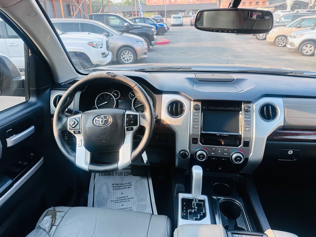2015 Toyota Tundra Image 11