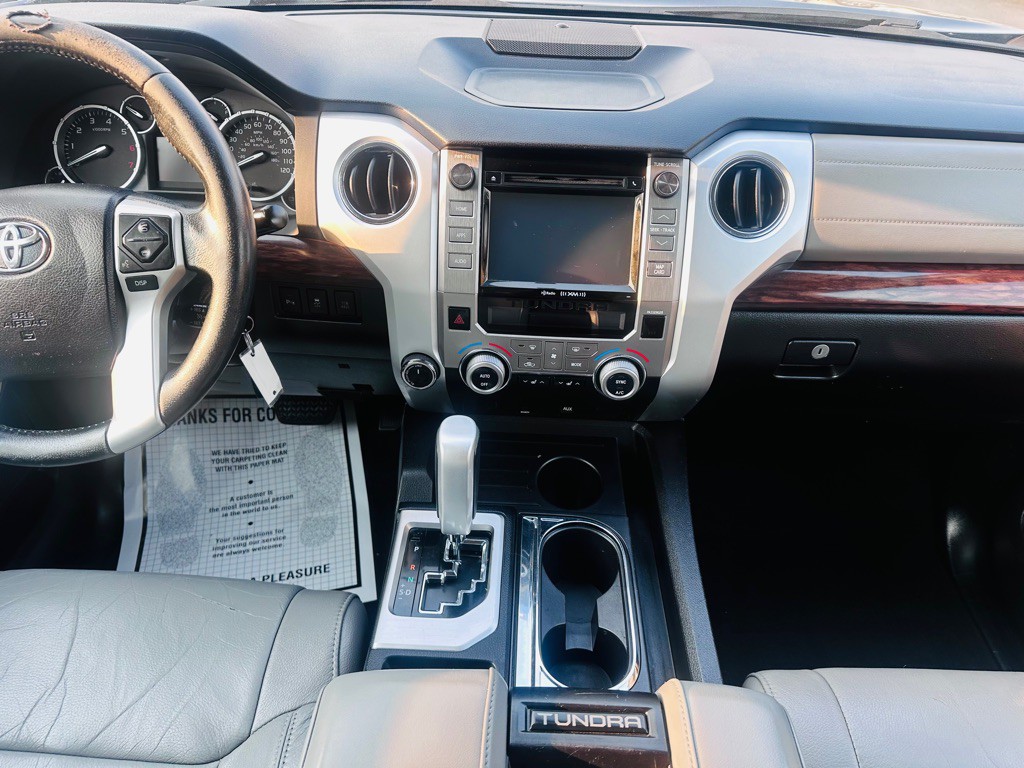 2015 Toyota Tundra Image 13