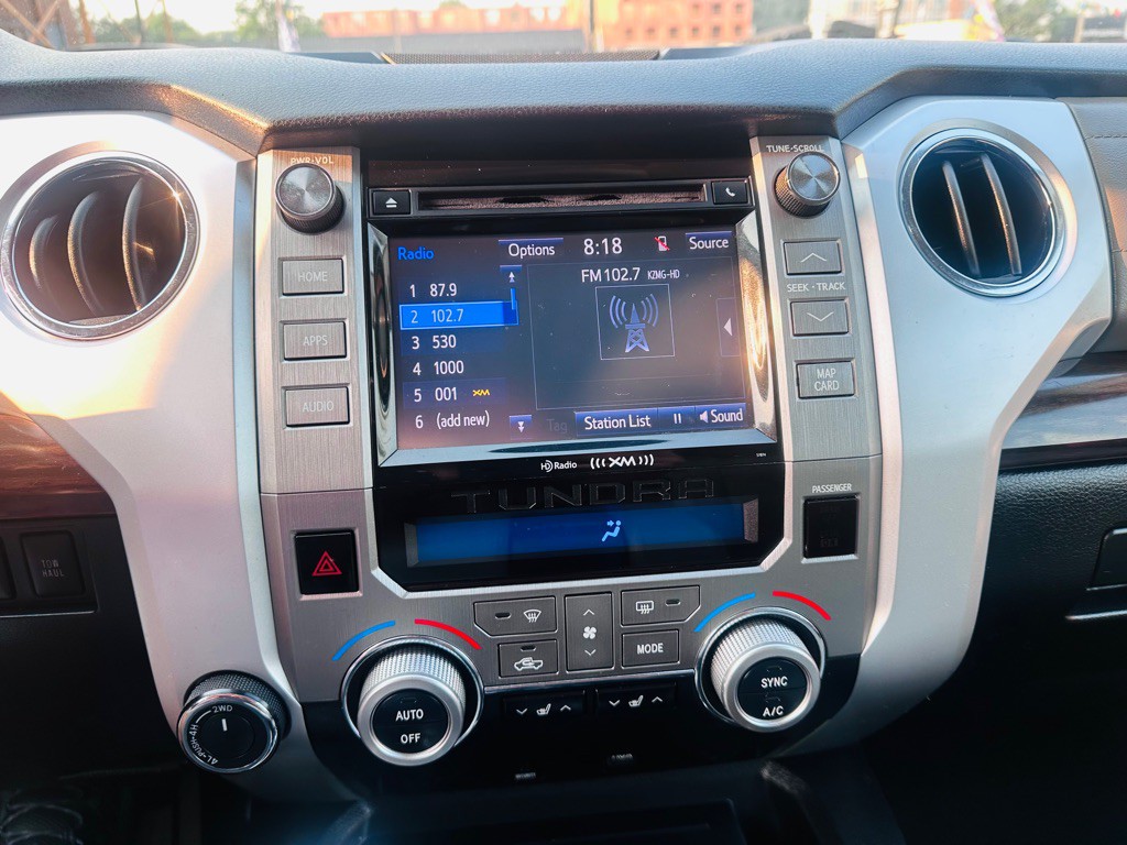 2015 Toyota Tundra Image 14