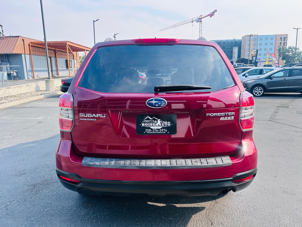 2014 Subaru Forester Image 6