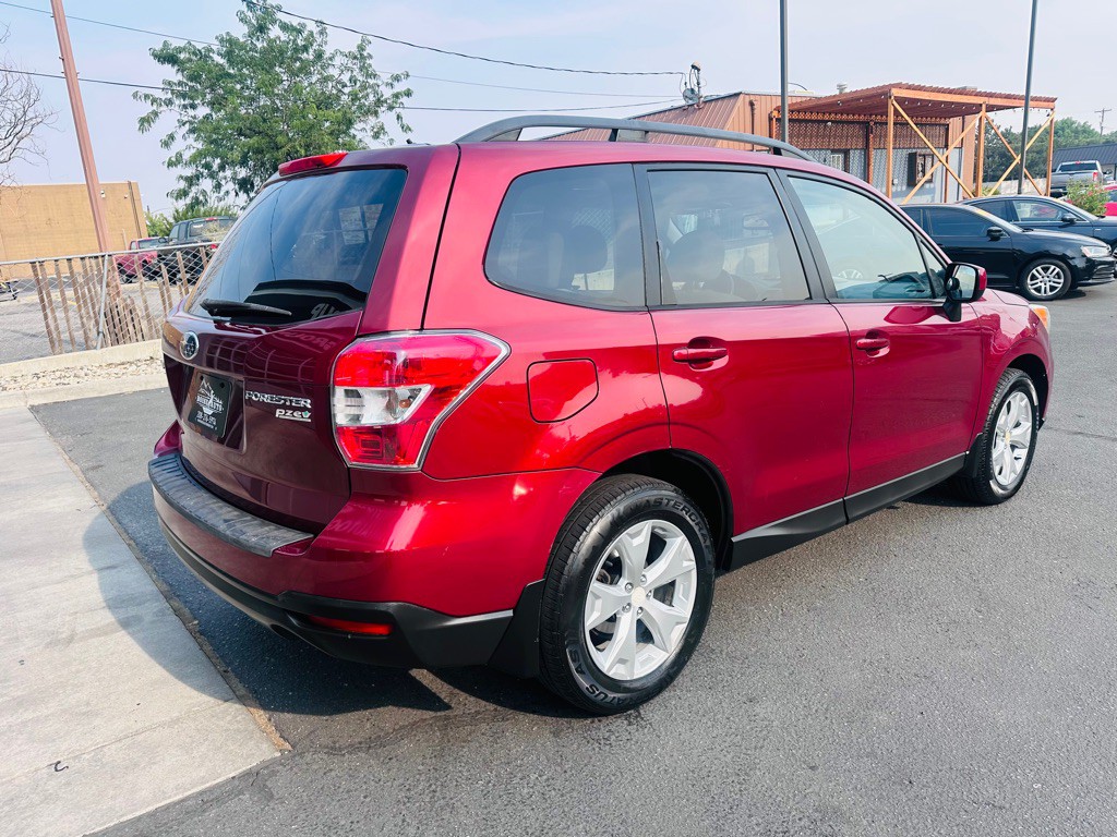 2014 Subaru Forester Image 7