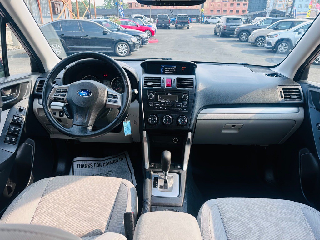 2014 Subaru Forester Image 9