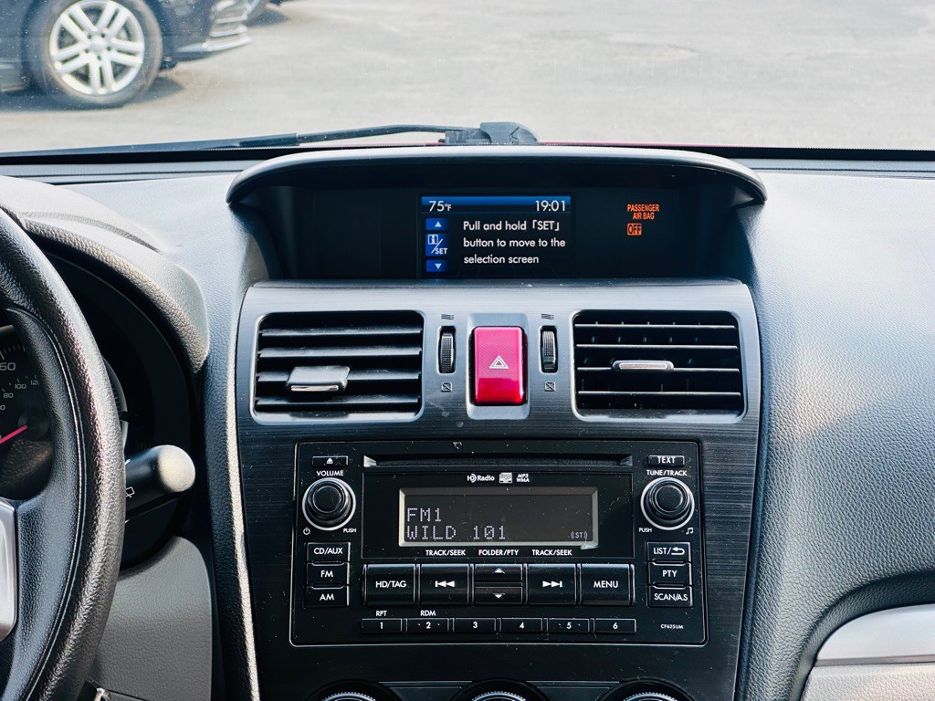 2014 Subaru Forester Image 12