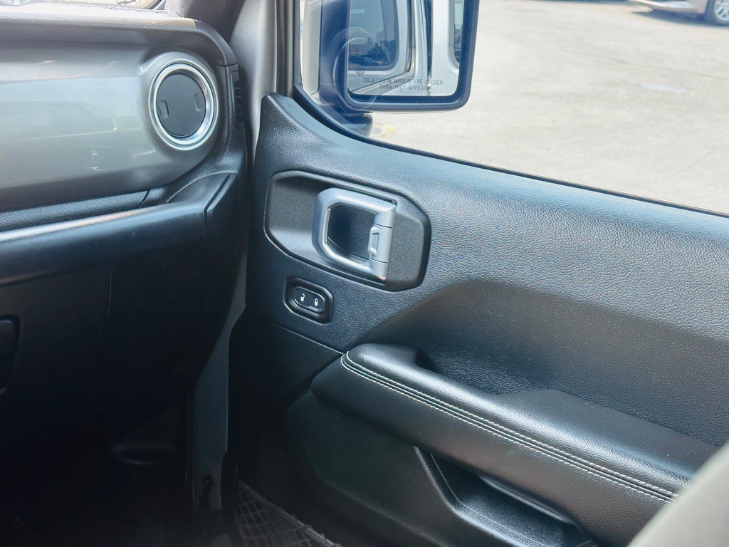 2018 Jeep Wrangler Unlimited Image 16