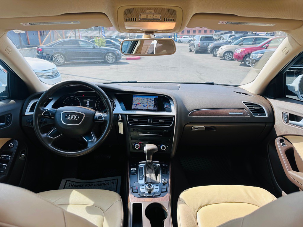2015 Audi A4 Image 9