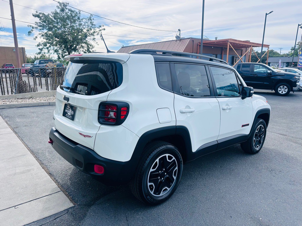 2016 Jeep Renegade Image 7