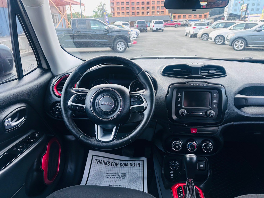 2016 Jeep Renegade Image 10