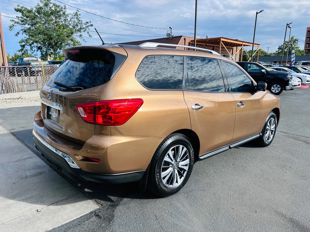 2017 Nissan Pathfinder Image 7