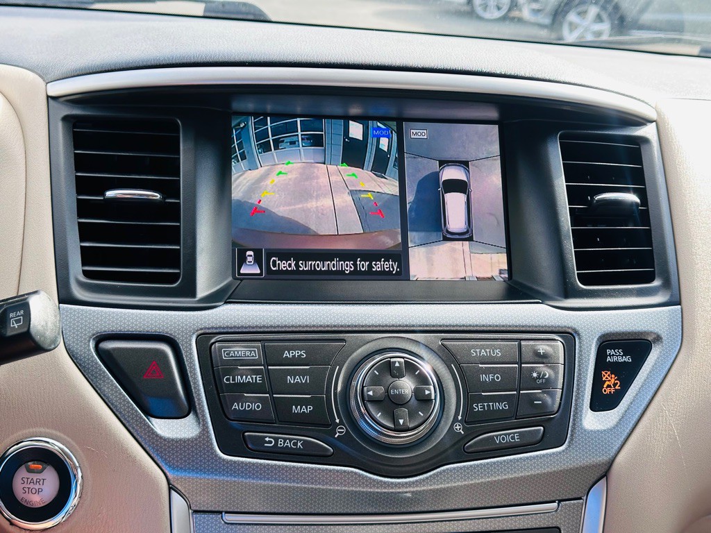 2017 Nissan Pathfinder Image 13