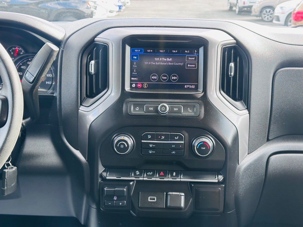 2020 Chevrolet Silverado 1500 Image 12