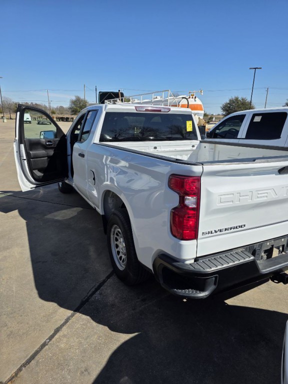 2020 Chevrolet Silverado 1500 Image 1