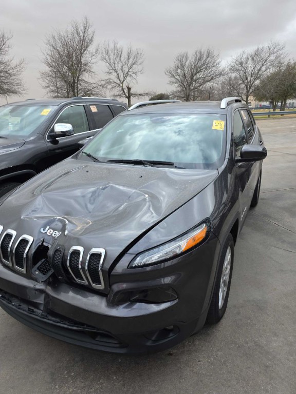 2017 Jeep Cherokee Image 1