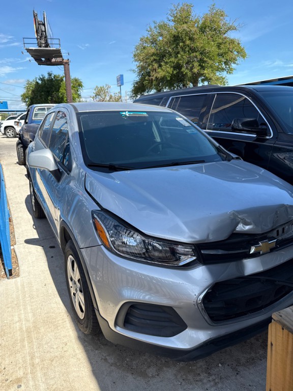 2018 Chevrolet Trax Image 2