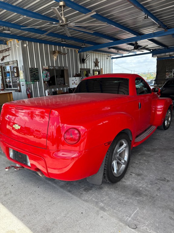 2006 Chevrolet SSR Image 3