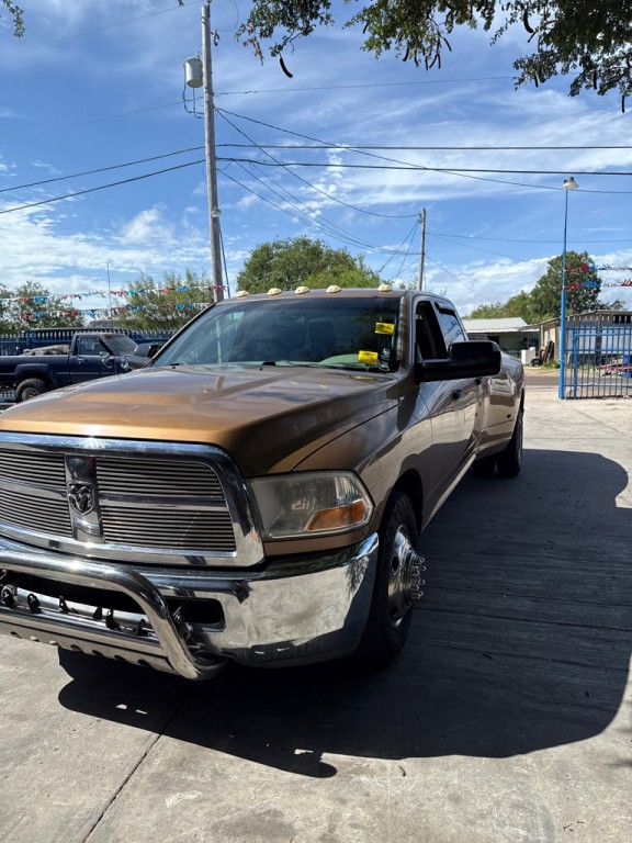 2011 Dodge Ram 3500 Image 1