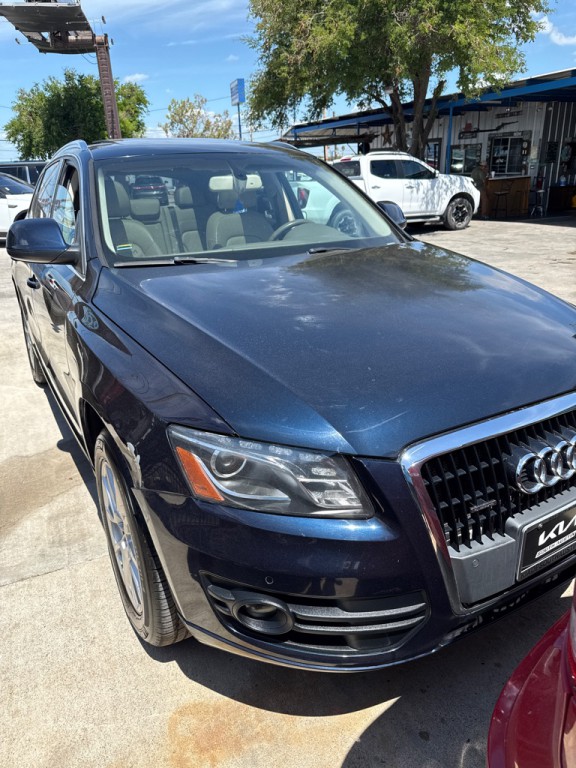 2011 Audi Q5 Image 2
