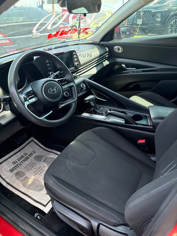 2021 Hyundai Elantra Image 5